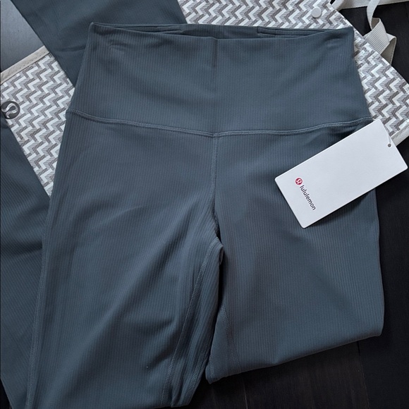 LULULEMON ALIGN RIBBED MINI FLARE *REGULAR IN OIL BLUE SZ 6 NWT - Picture 2 of 8